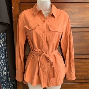 BANANA REPUBLIC - Lightweight Coral Button Up